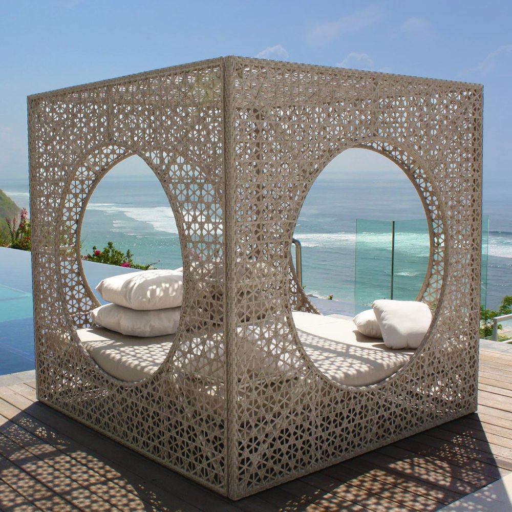 Cube Woven Outdoor Daybed